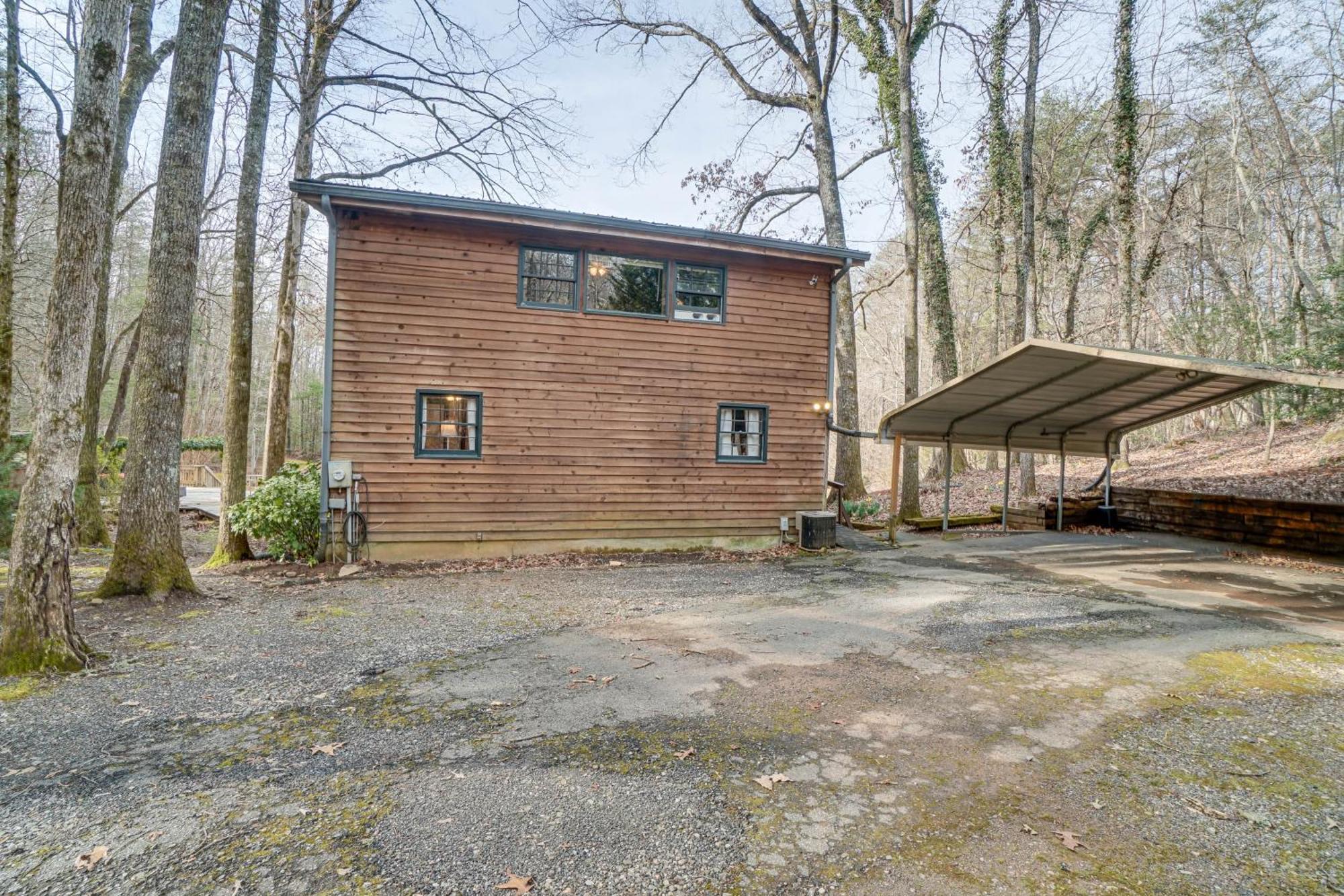 Charming Cabin With Fire Pit And Decks About 7 Mi To Helen Sautee Nacoochee 외부 사진