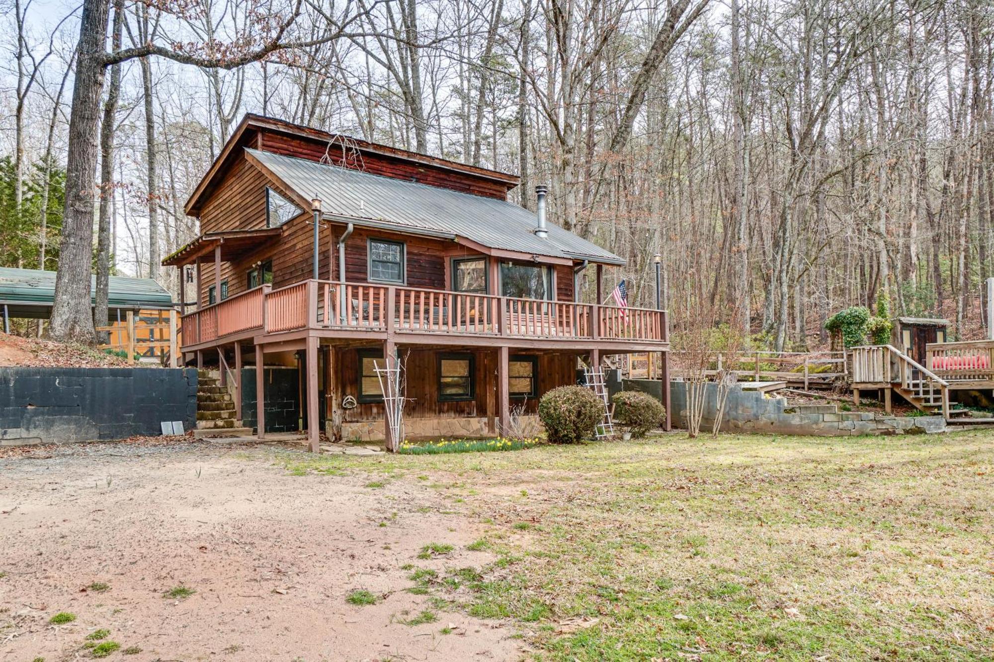 Charming Cabin With Fire Pit And Decks About 7 Mi To Helen Sautee Nacoochee 외부 사진
