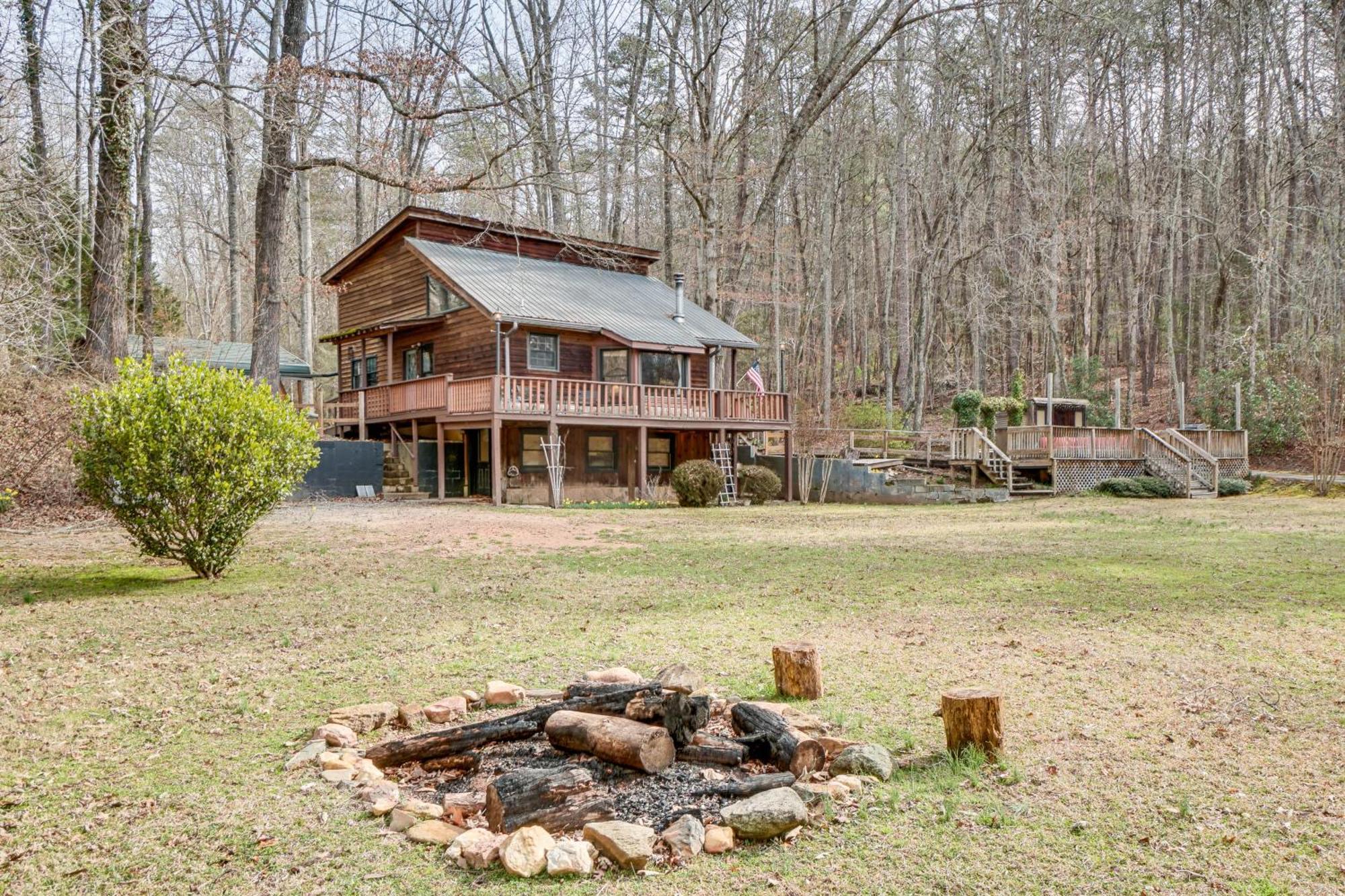 Charming Cabin With Fire Pit And Decks About 7 Mi To Helen Sautee Nacoochee 외부 사진